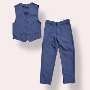 Boys IZOD Pants & Vest Set - Size 8 - Excellent Condition